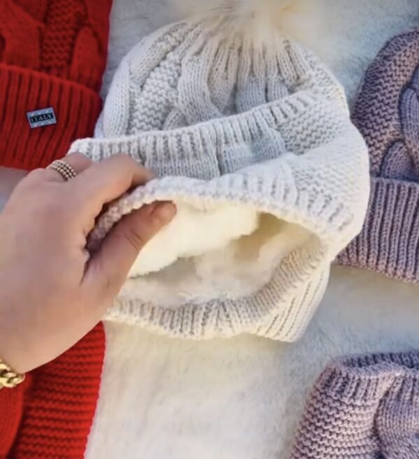 کلاه و شالگردن بافت (داخل خز کار شده ) - Image 3